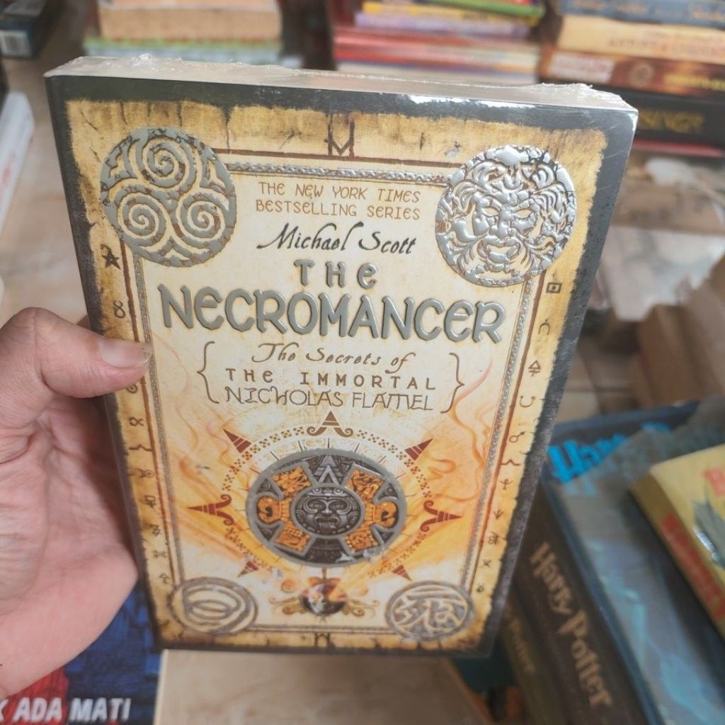 The Necromancer Michael Scott / Secrets of the immortal Nicholas flamel original bahasa indonesia