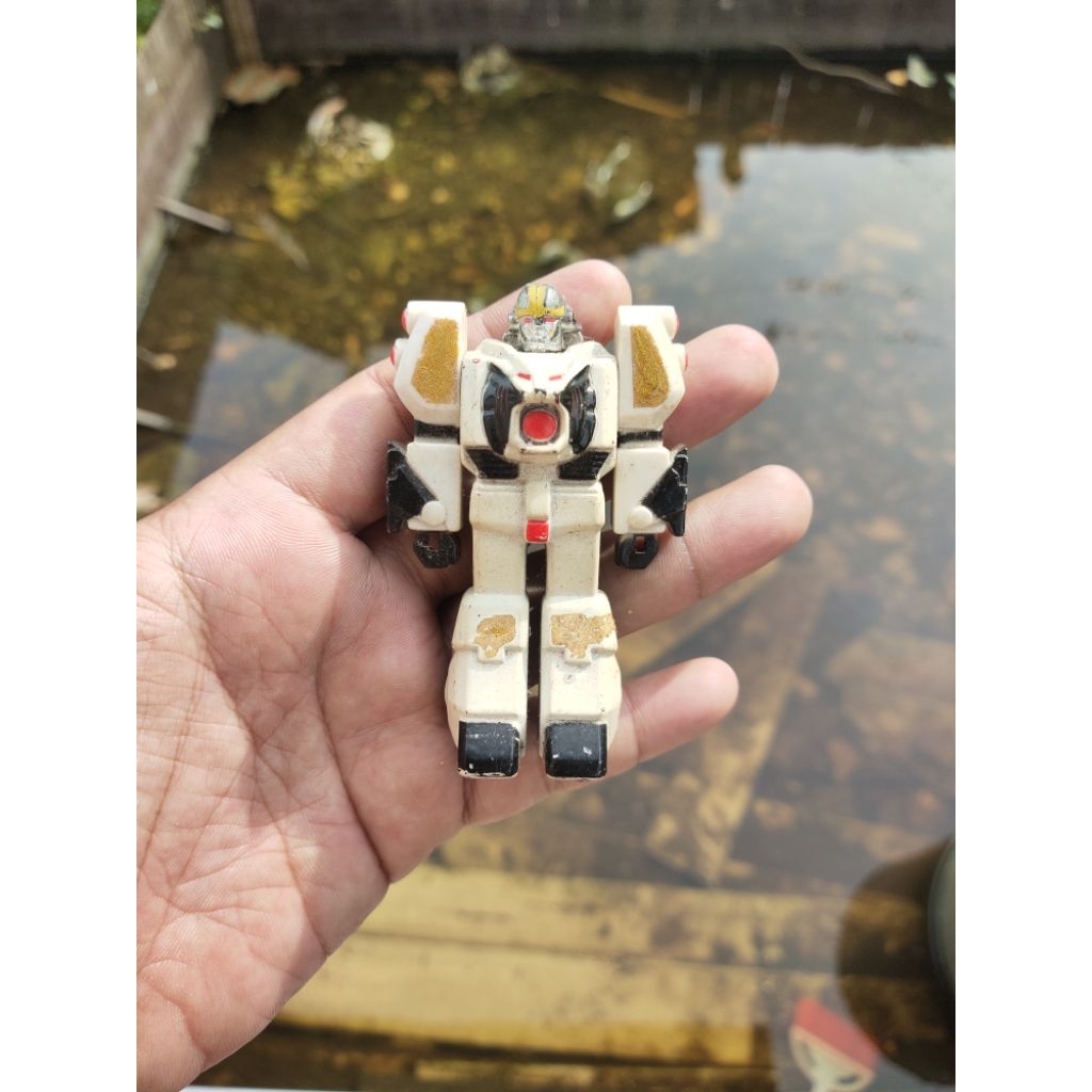 action figure white tiger zord power ranger