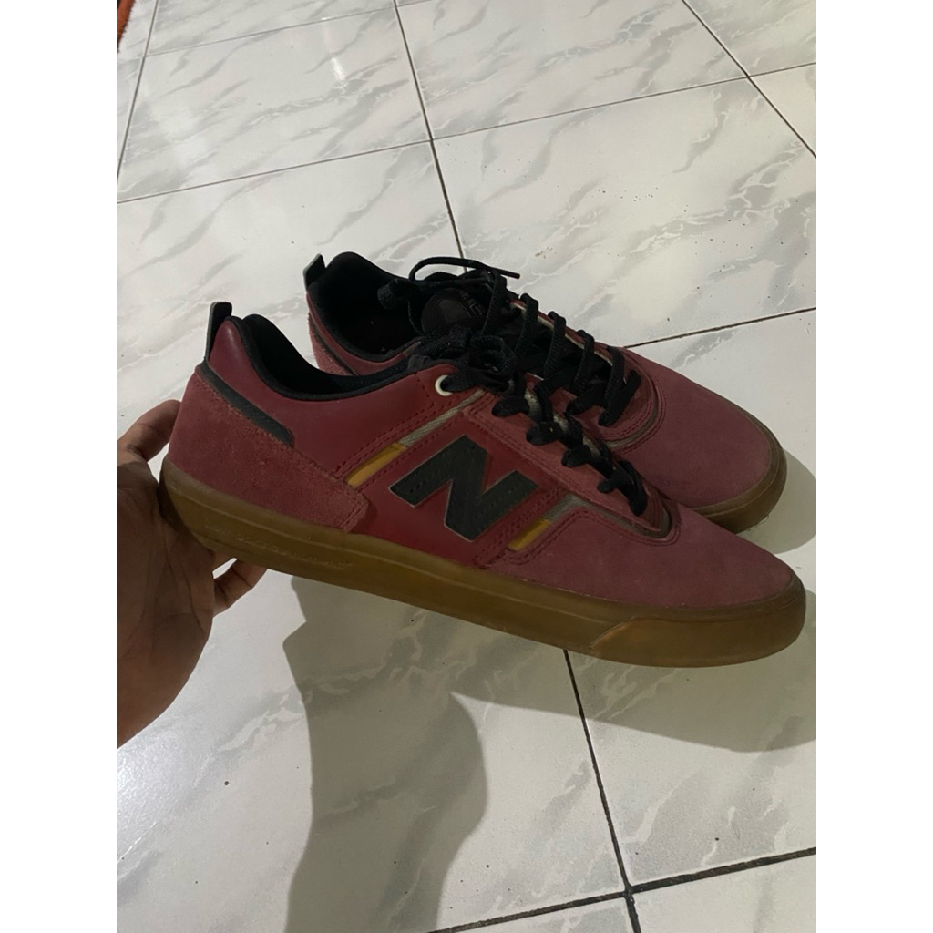 NEW BALANCE NUMERIC 306 JAMIE FOY Burgundi size 44.5 scnd