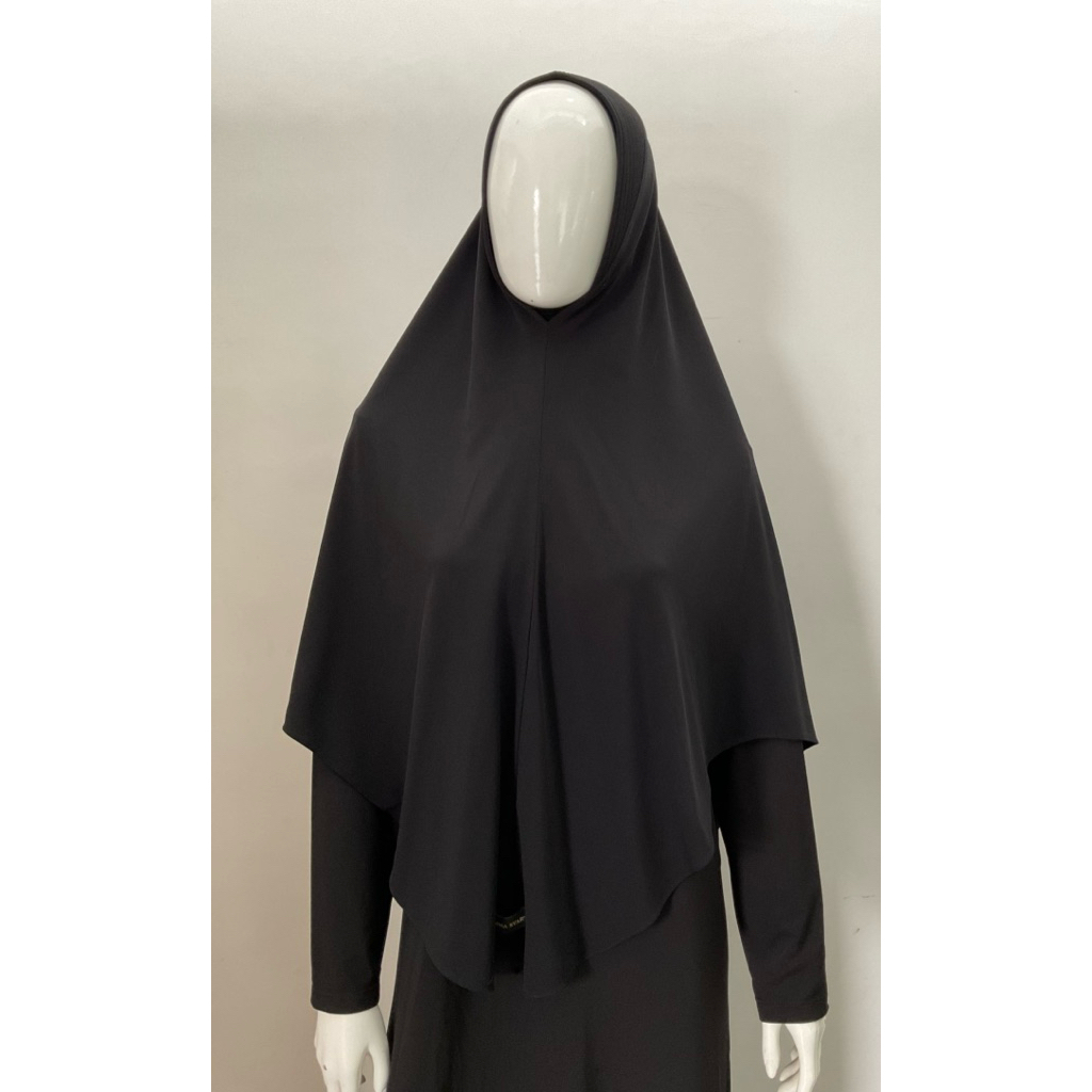 Preloved Bergo Instant Jersey Hitam by UMAMA