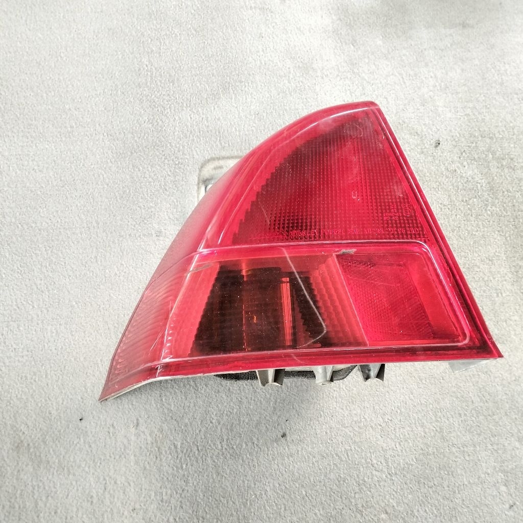 stoplamp kiri/L Honda Civic vtis (lampu belakang kiri)
