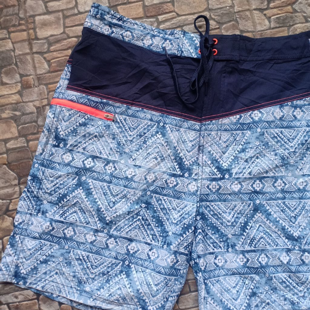 Celana pendek Surfing branded ELLE HOMME original preloved, celana Fitnes gym