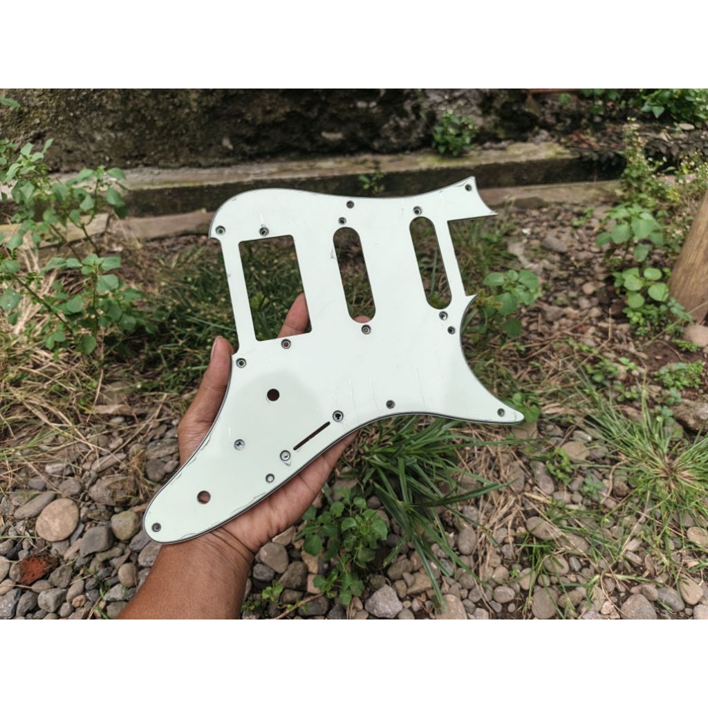 Pickguard Gitar Ibanez Az Mint Green Original