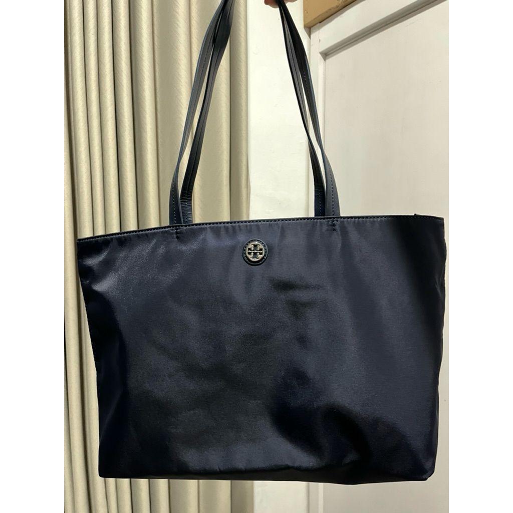 Preloved terawat Tory Burch Nylon Tote Bag Navy