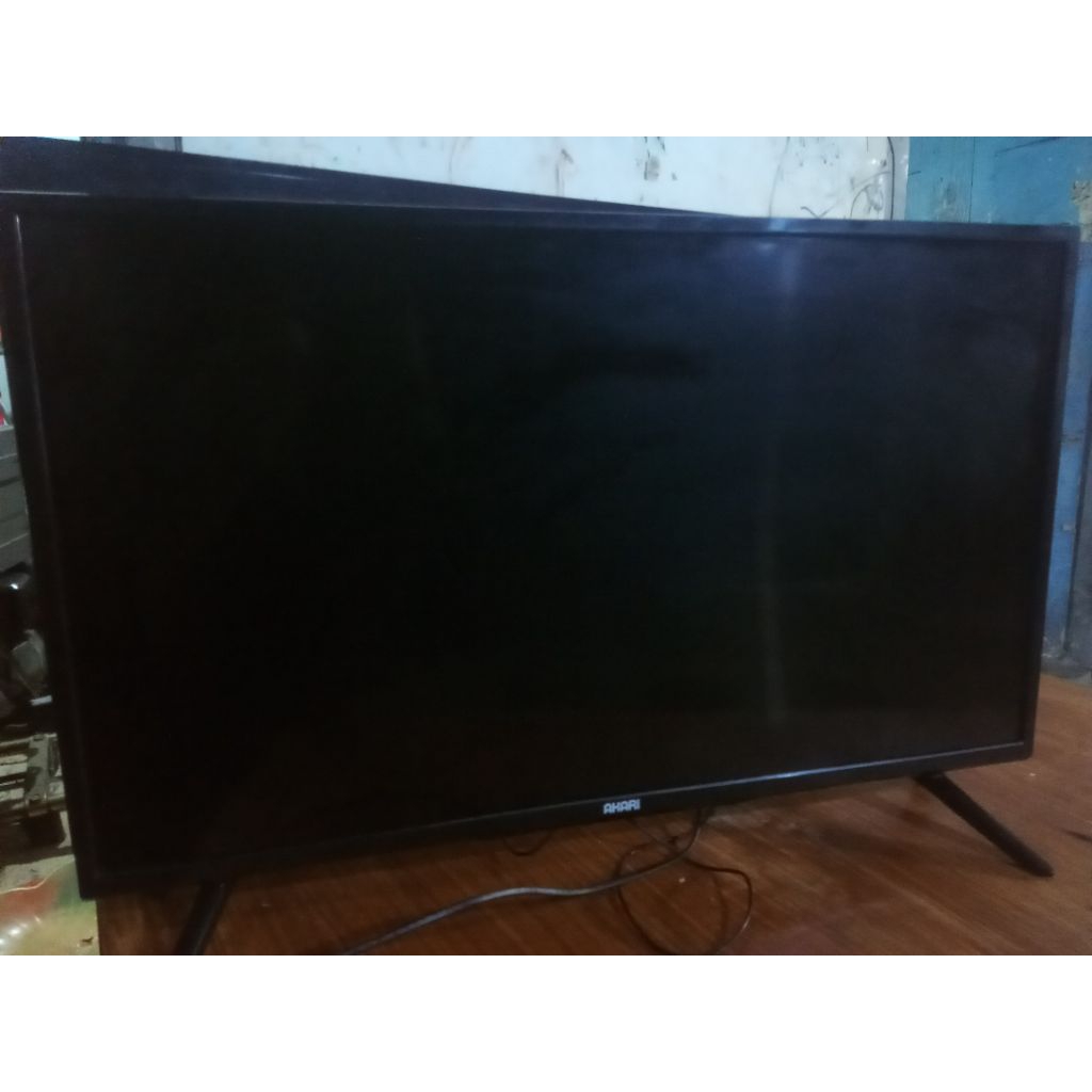 TV AKARI SC-53V32D RUSAK LCD PECAH