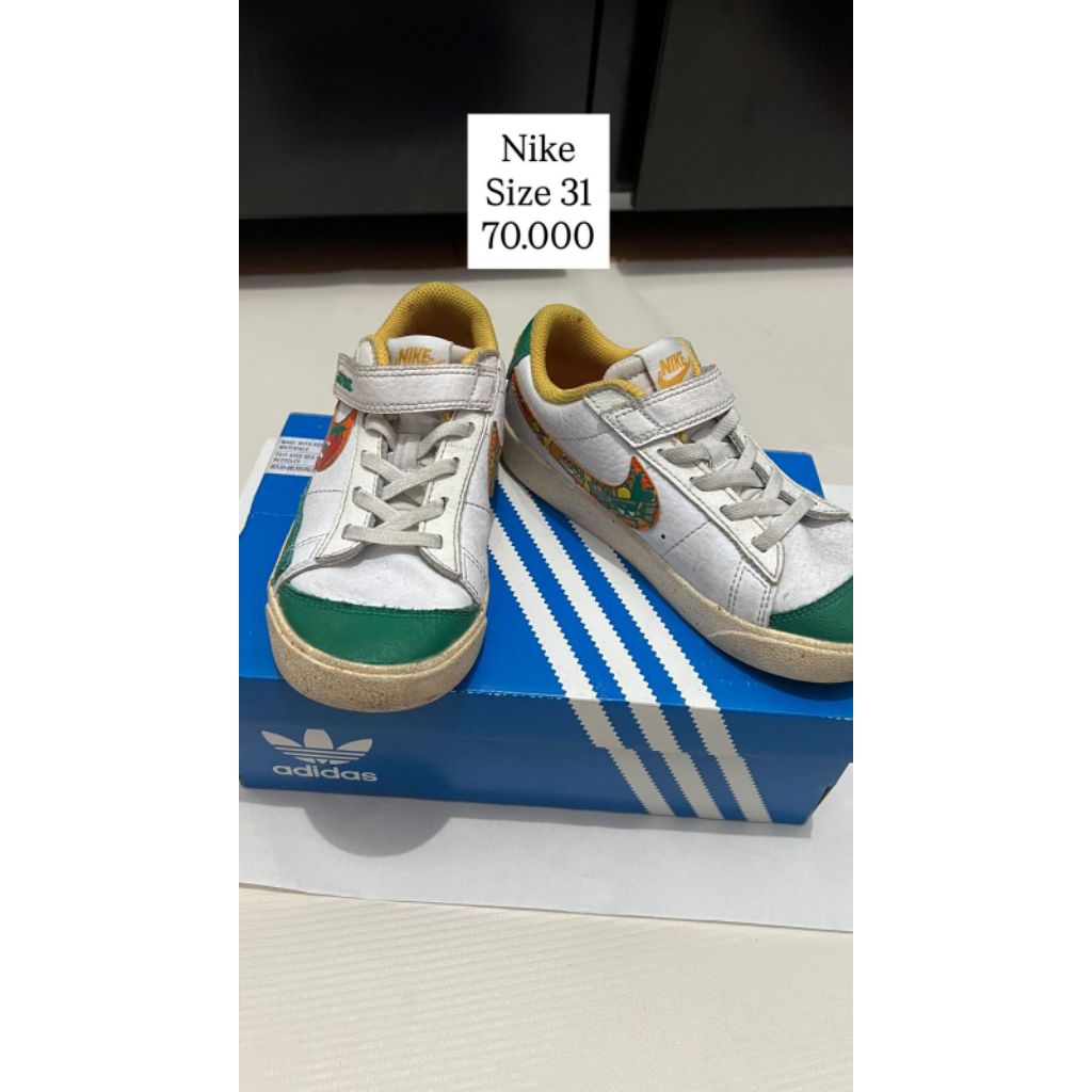 Preloved Sepatu NIKE anak