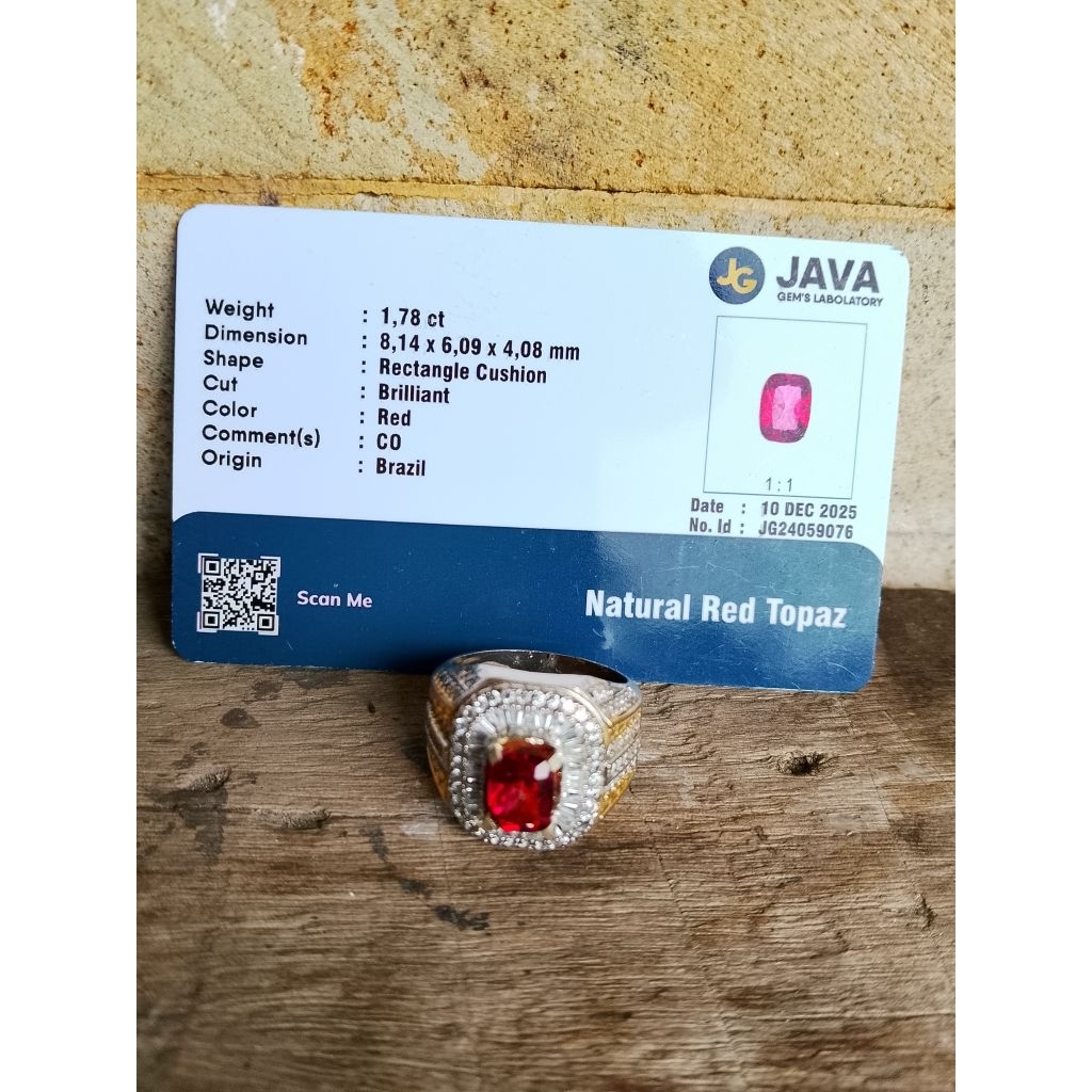 natural red topaz+memo