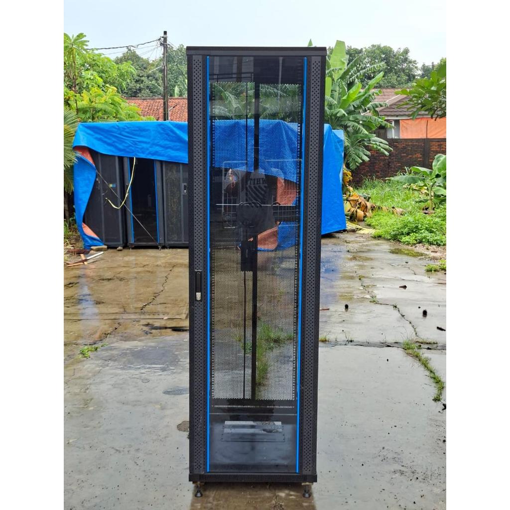 Rak Server IndoRack 42U Rak Server