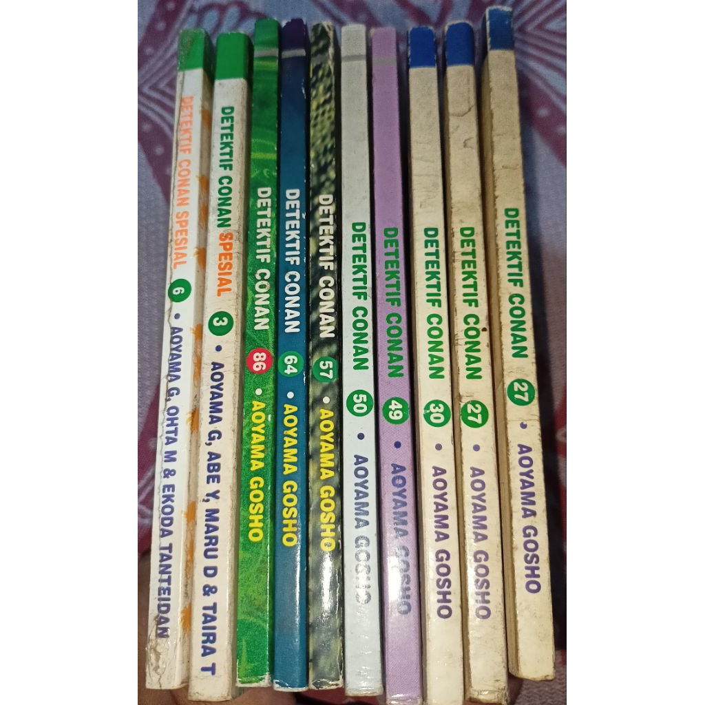 Komik Detektif Conan & Detektif Conan Spesial Cabutan