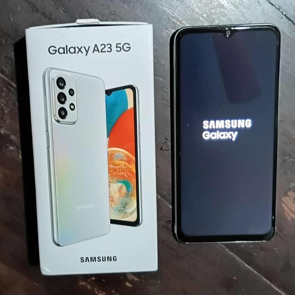Samsung Galaxy A23 5G 6GB/128GB warna Silver - second langsung dari tangan pertama