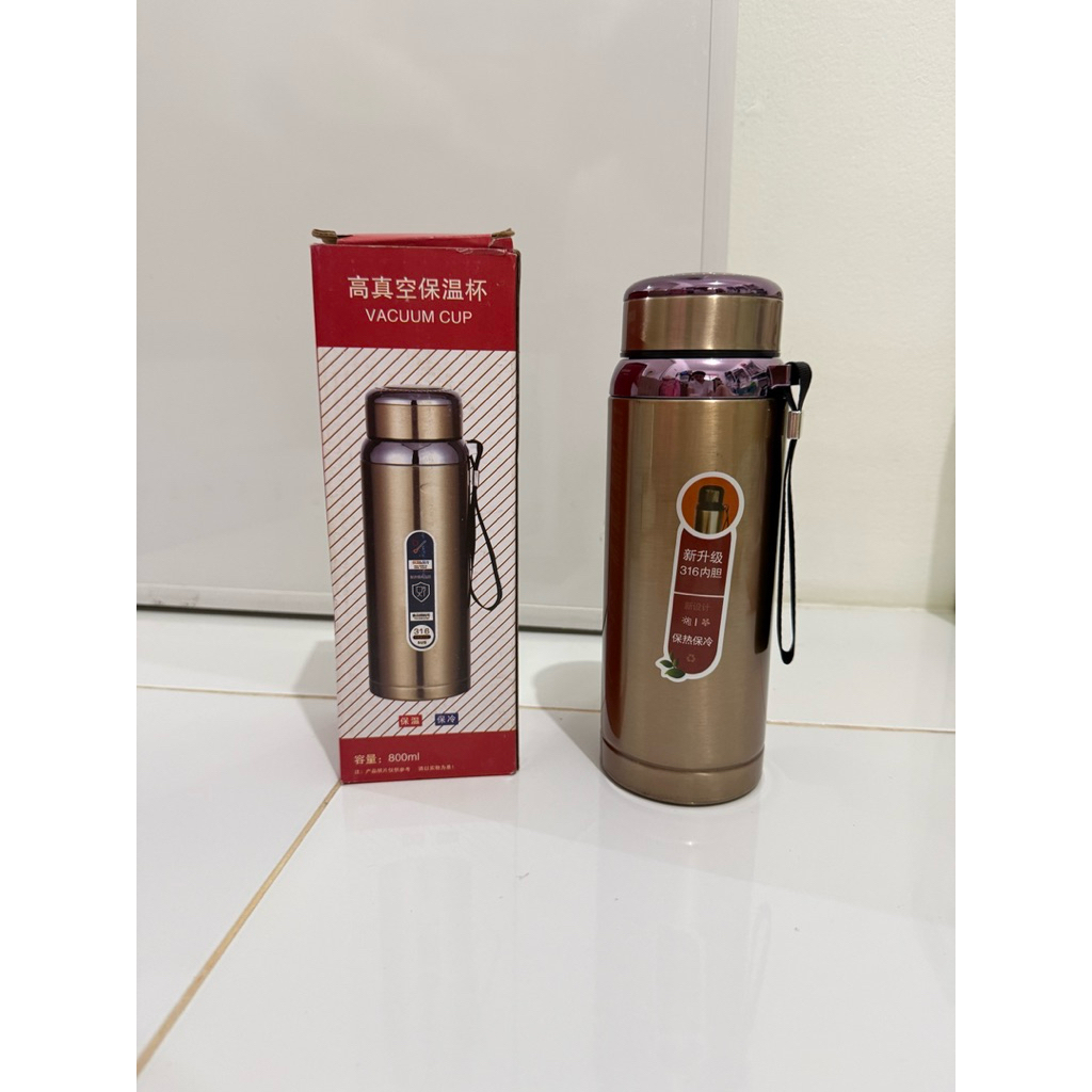 Tumbler air panas dan dingin ukuran 800ml