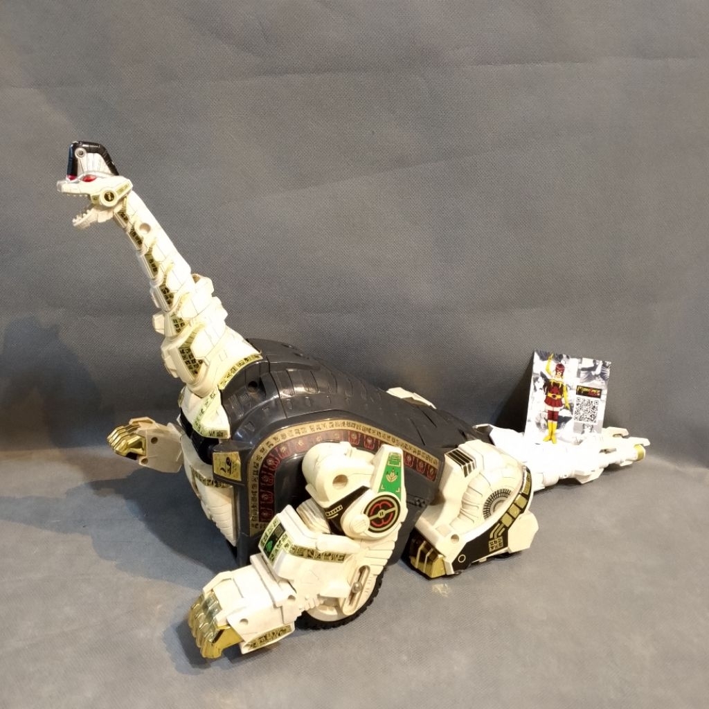 DX Megazord Titanus Zord Megazord Zyuranger Power Ranger MMPR King Bracion Original BANDAI Japan