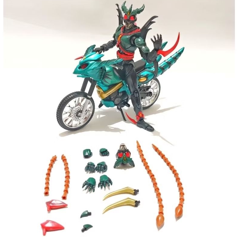 SHF Kamen Rider Exceed Gills & Gills Raider BANDAI