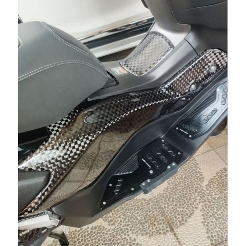 DeltaBox / Cover Side Yamaha Nmax Neo Turbo Carbon Kevlar
