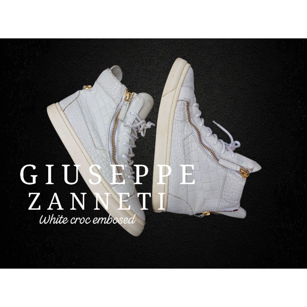 Sepatu keren GIUSEPPE ZANOTTI recomend bekas pakai