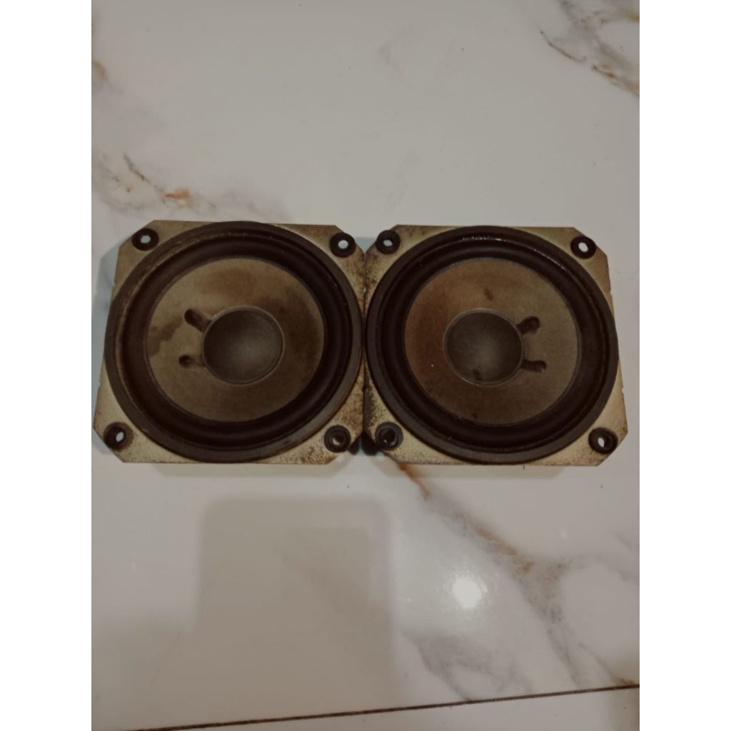 SPEAKER 4INCH MAGNIT BESAR BEKAS TV