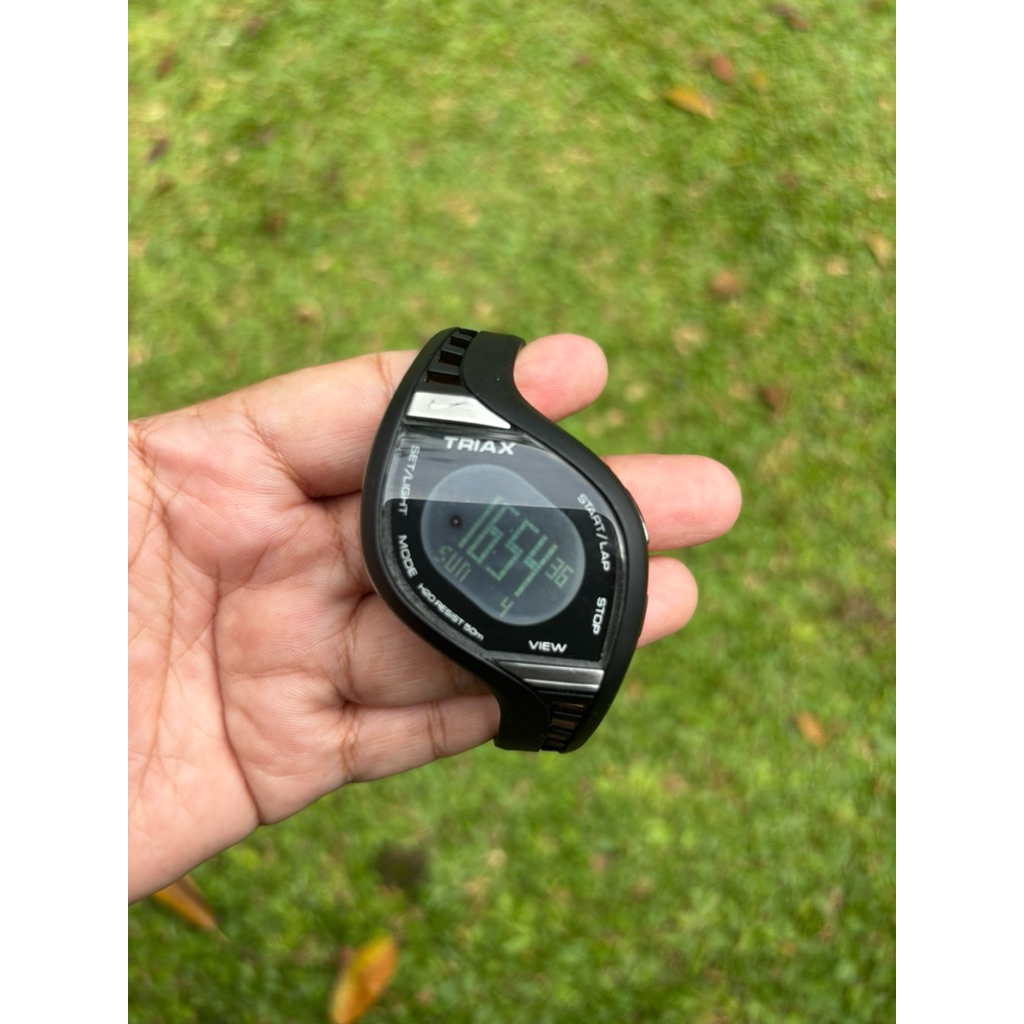 BOLAK BALIK TIME | JAM TRIAX MOBIUS 2000’s