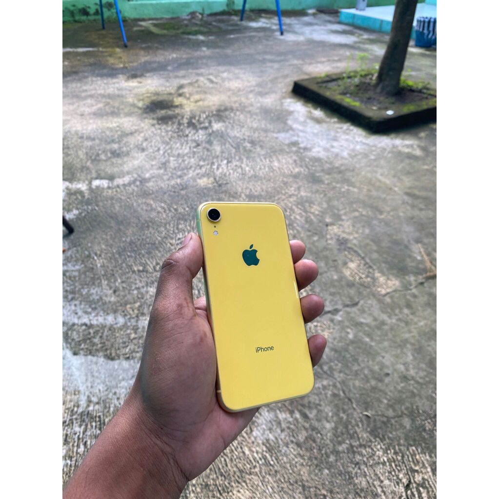 IPHONE XR 64GB