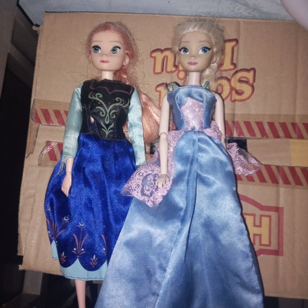 Mainan Boneka Barbie Frozen Ana Elsa
