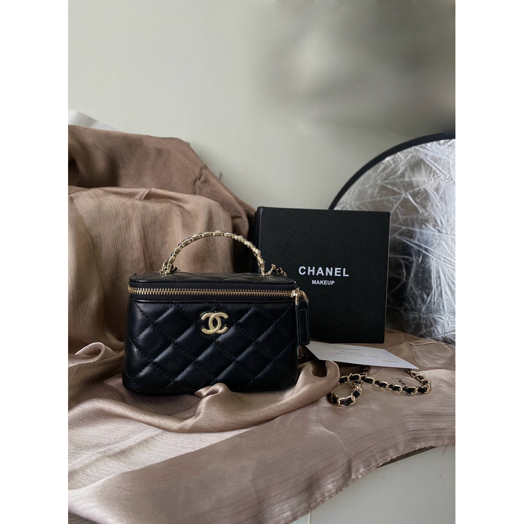 chanel makeup vanity vip gift bag limited