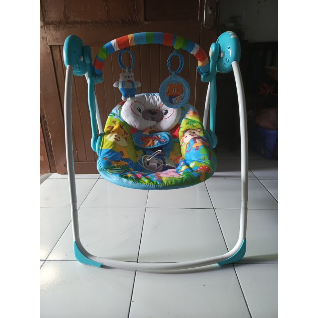 ayunan bayi otomatis pliko swing swinger