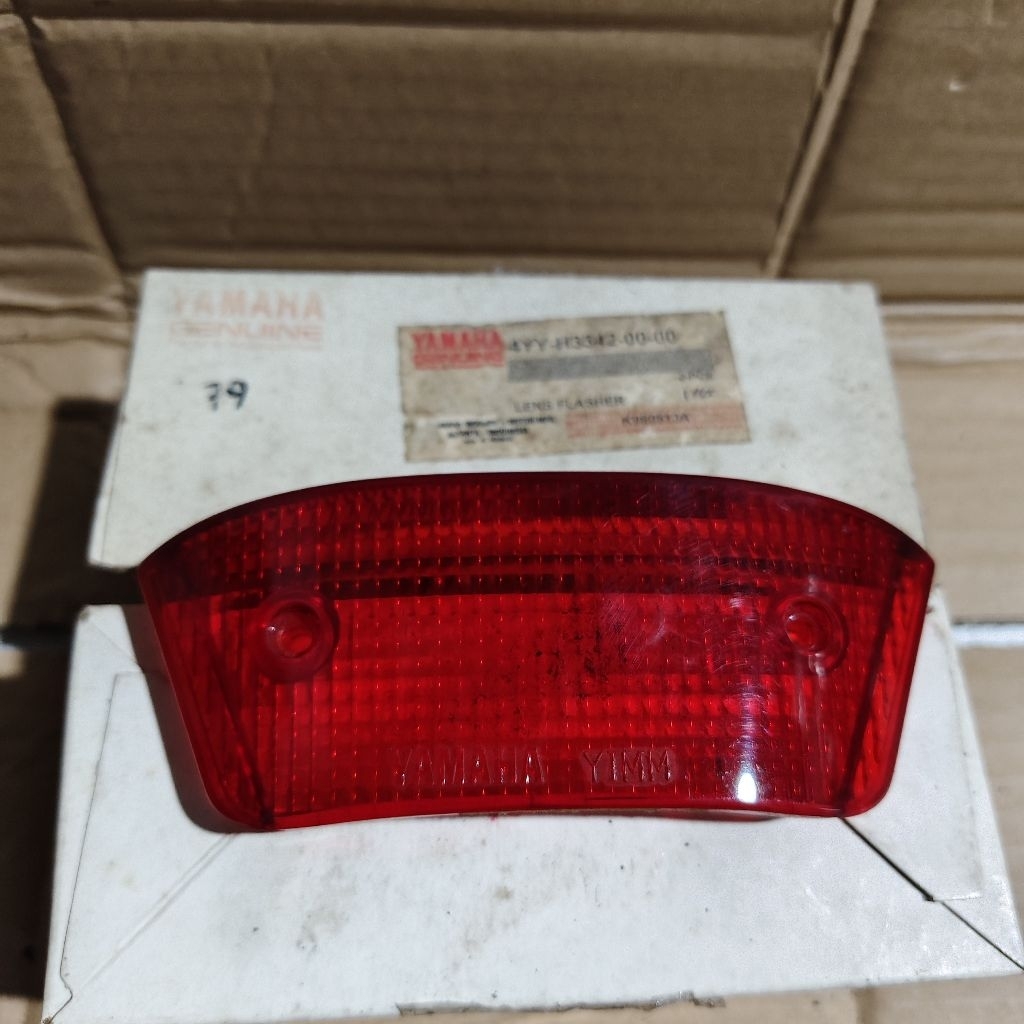 mika lampu belakang stoplamp Yamaha sigma e 4yy merah rem lensa mika