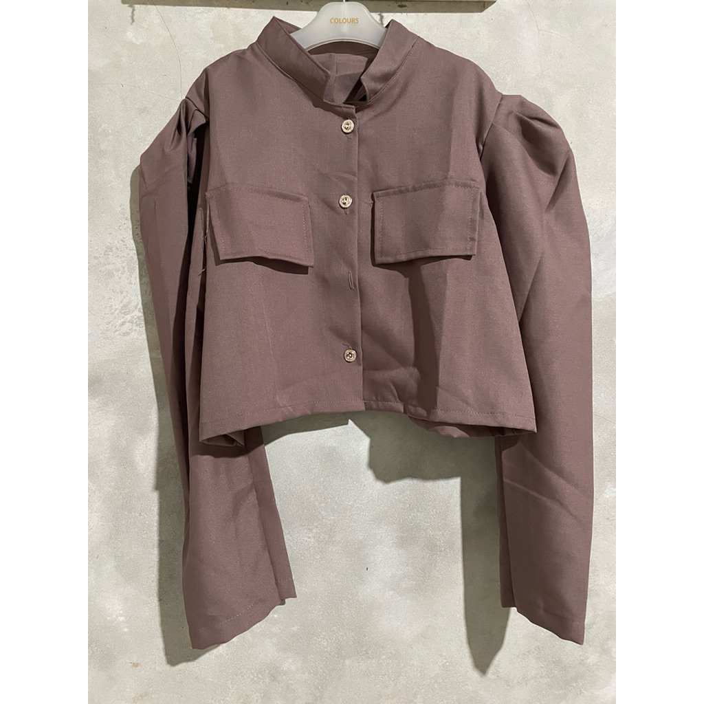 kemeja crop top / atasan crop top / kemeja crop top cantik / kemeja saku / crop top kekinian