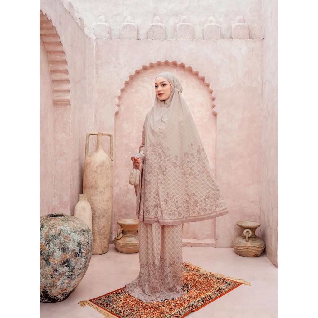 HEAVEN LIGHTS AIRA PRAYER SET