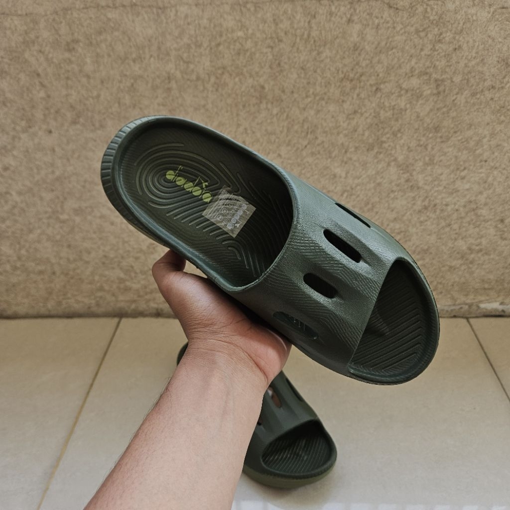 Sandal Diadora Prova - Army / Sandal Diadora Pria Wanita Unisex / Sandal Slide Hitam/ Sandal Slop