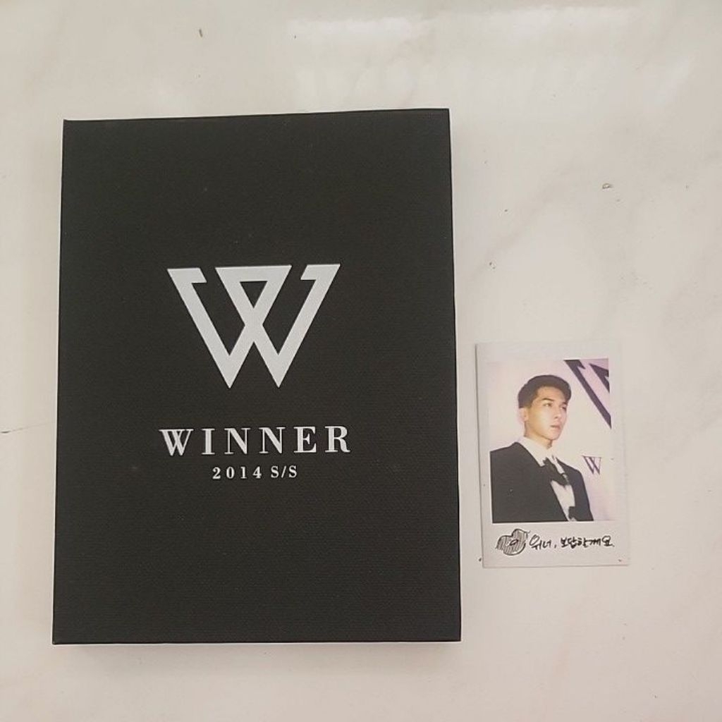 [PRELOVED] ALBUM WINNER 2014 S/S