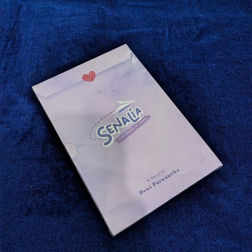 Preloved Novel - Senalia (New Sealed)