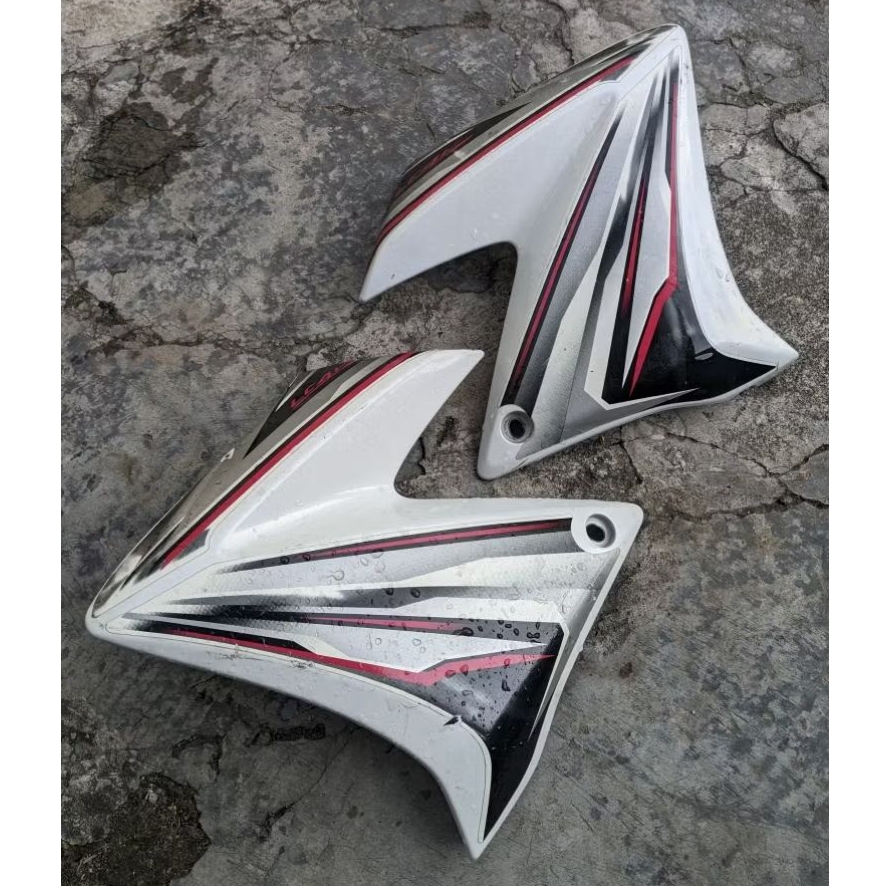 sirip sayap tangki Yamaha Vixion old ori second