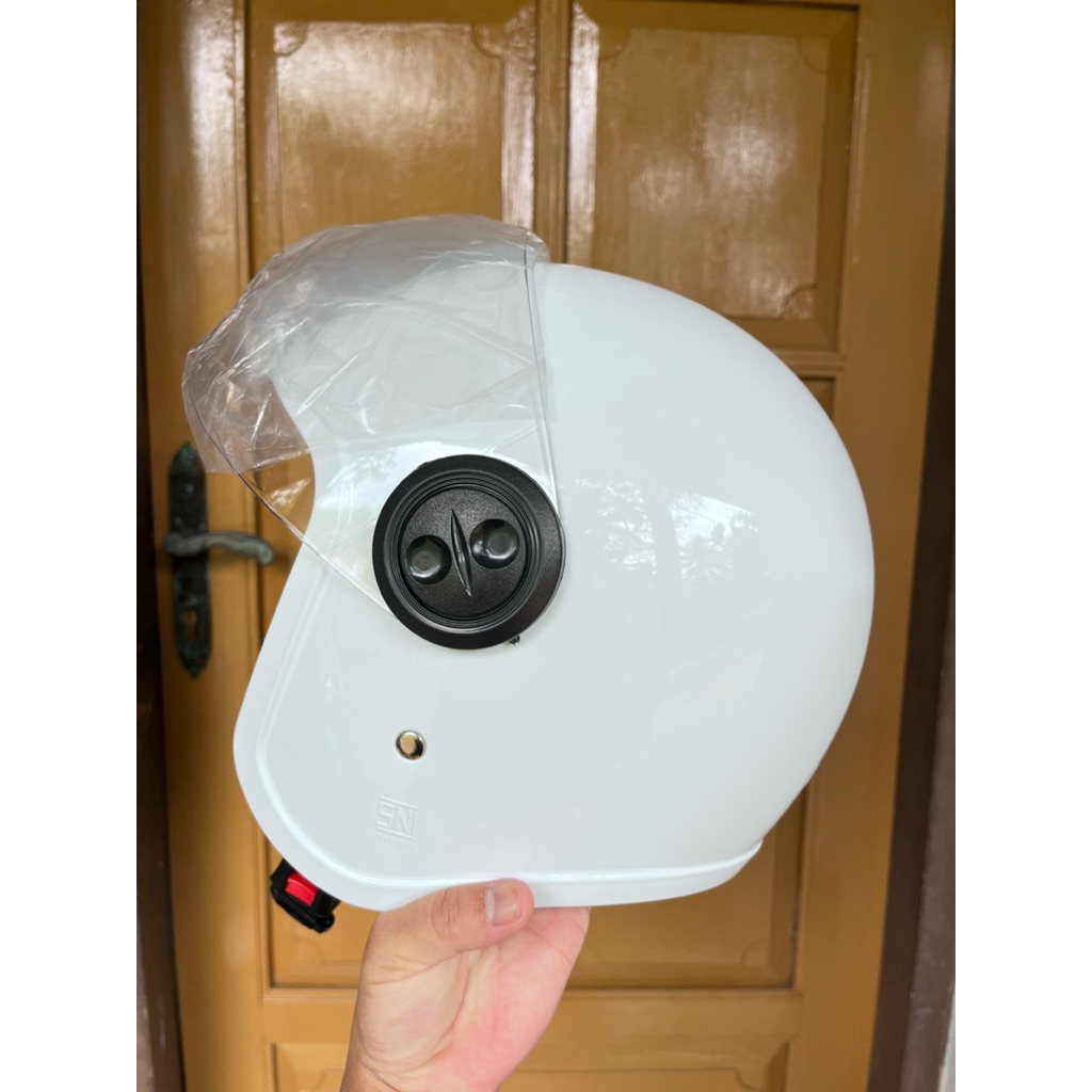 HELM SCOOPY PUTIH & HITAM ORIGINAL