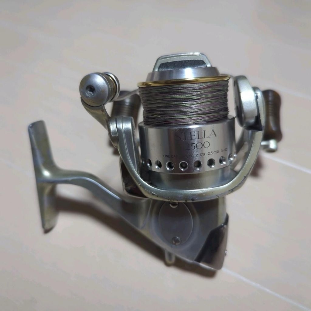 Reel SHIMANO STELLA 2500 98 SPINNING JAPAN ( APGA56 )