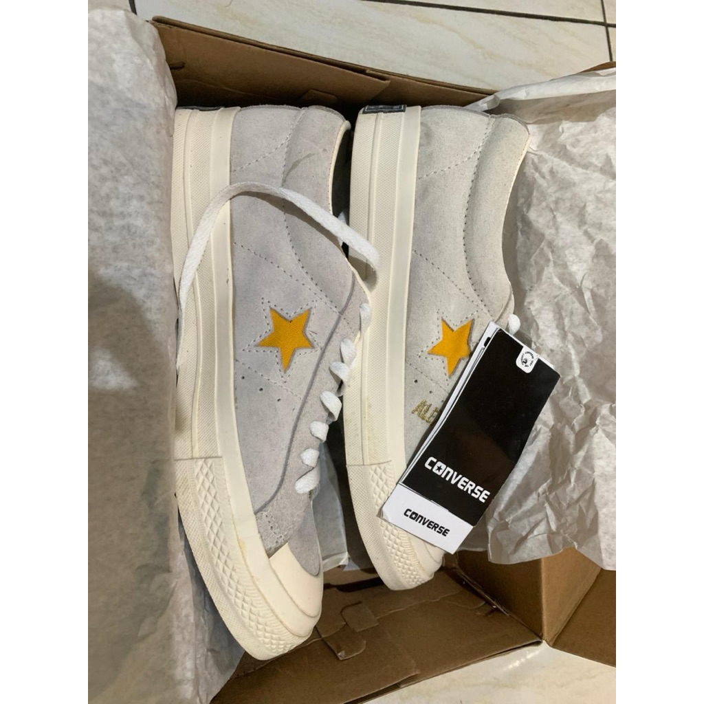 PRELOVED SEPATU CONVERSE