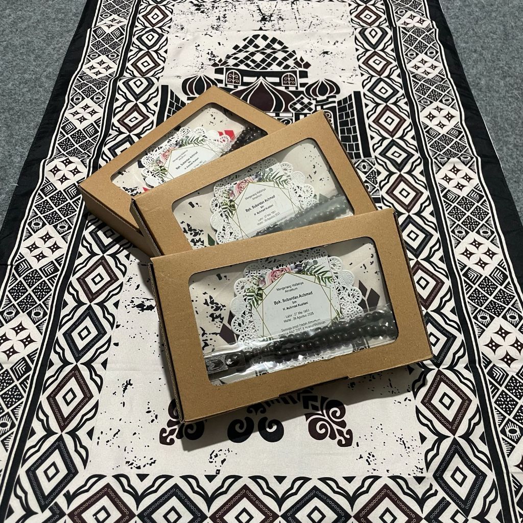 Paket Hampers Souvenir Sajadah Batik Travel Pouch Dompet Kemas Box Mika Souvenir Tahlilan Oleh-oleh 