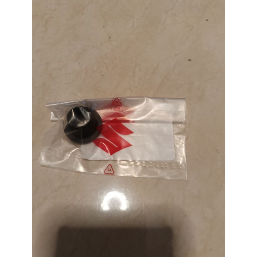 Seal PCV Valve mobil Suzuki APV