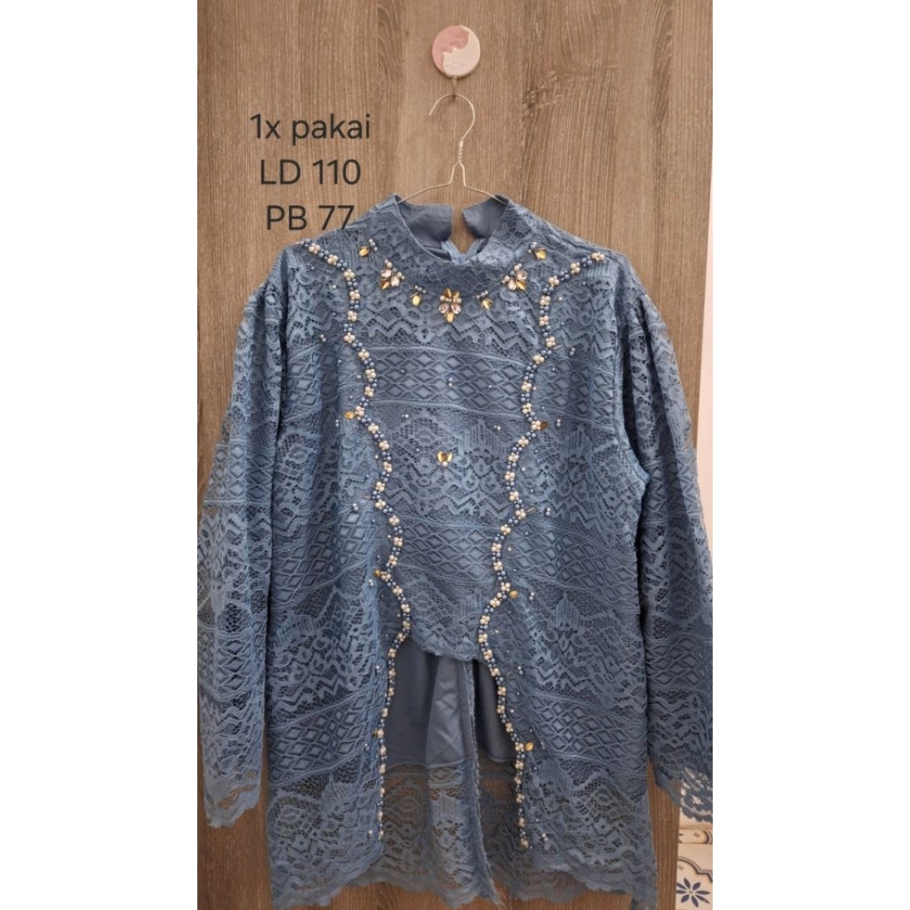 Preloved kebaya baru 1x pakai