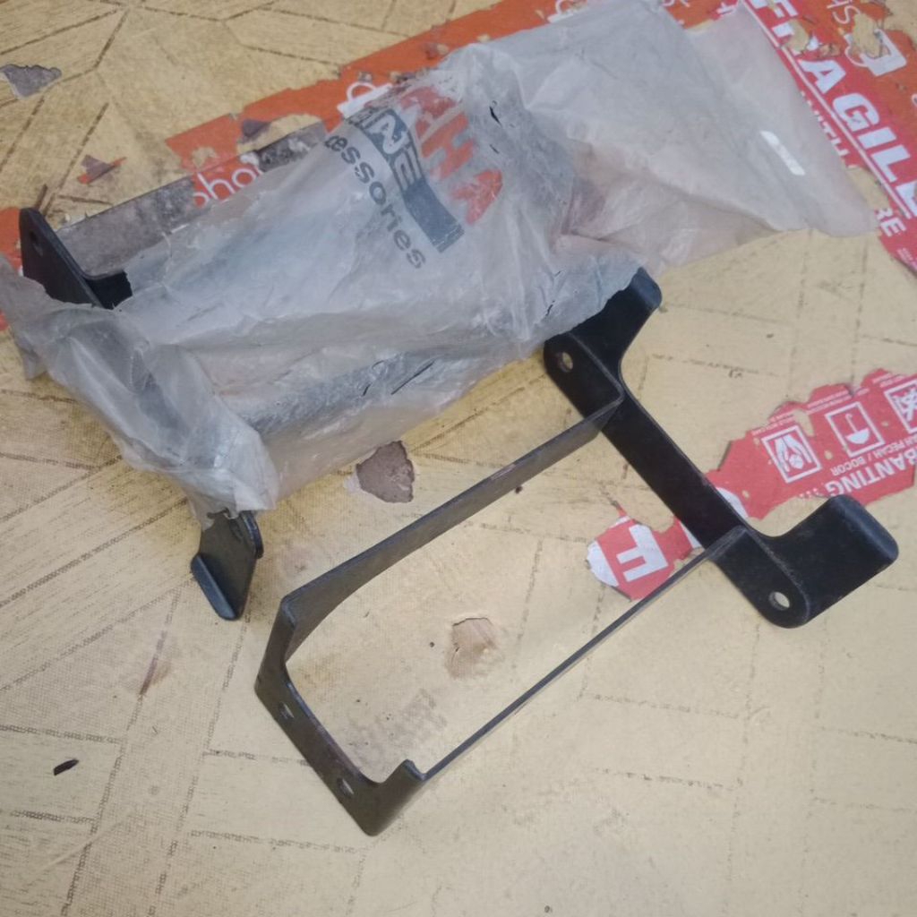 Bracket dudukan Plat nomor rx king tua/Rxs original