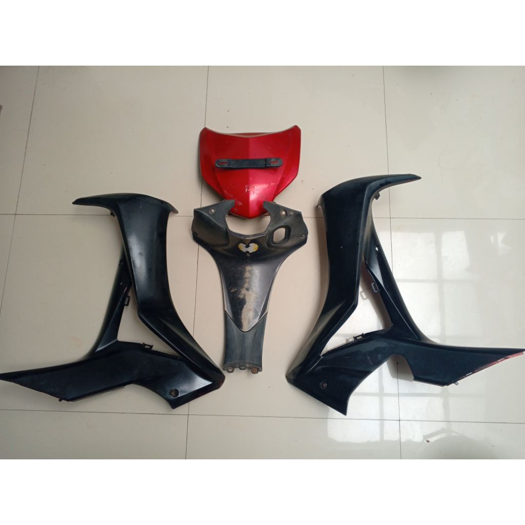 Cover Sayap Depan Full Set Original Supra x 125 Helm In