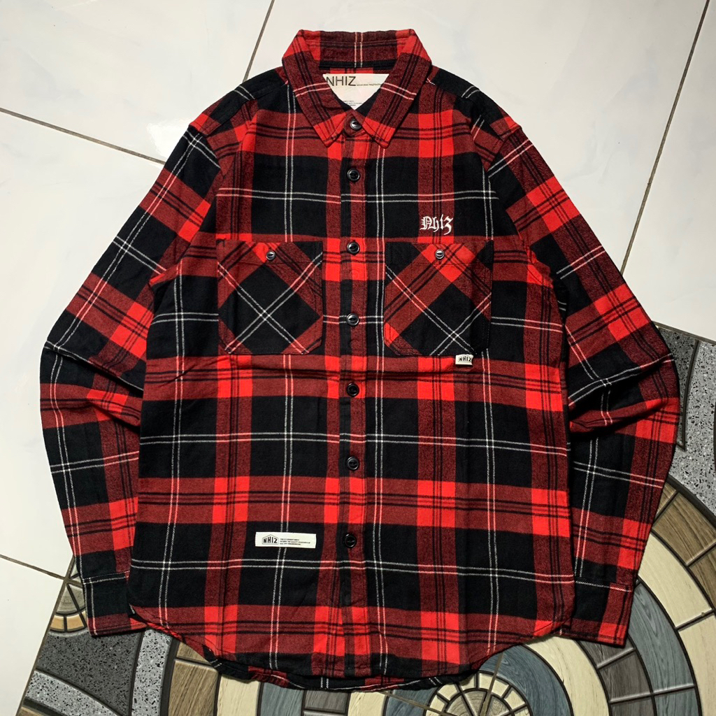 Kemeja Lengan Panjang NHIZ izzue plus neighborhood size M