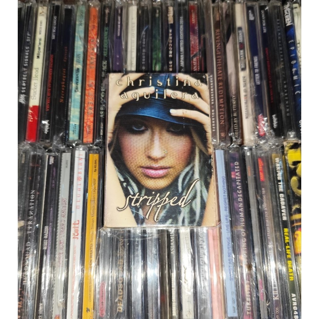 Kaset Christina Aguilera - Stripped