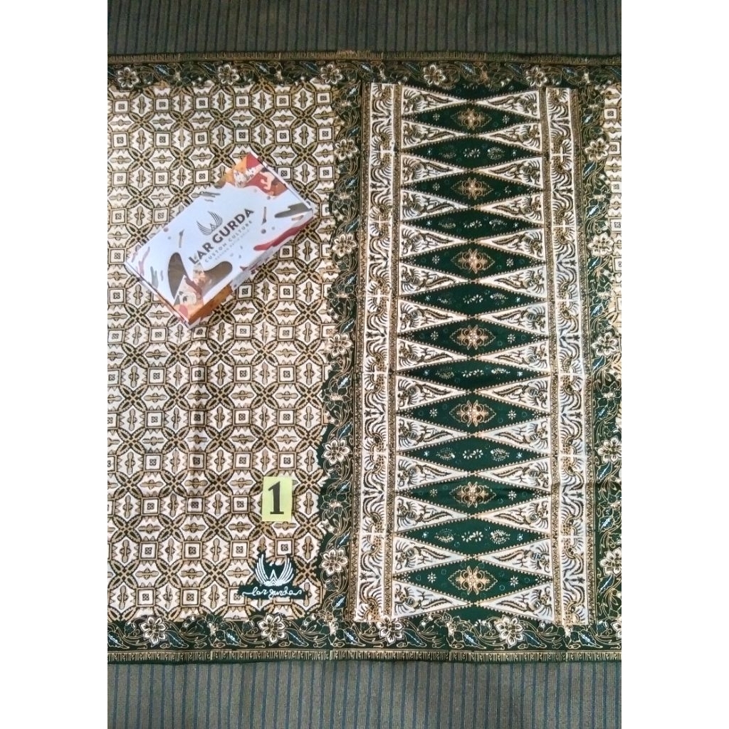 sarung bati semi tulis LAR GURDA