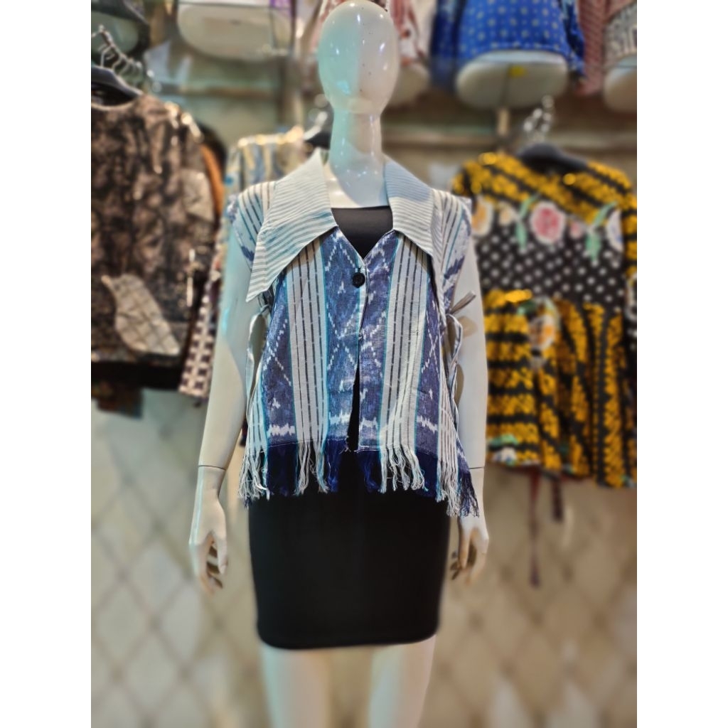 Vest batik wanita modern