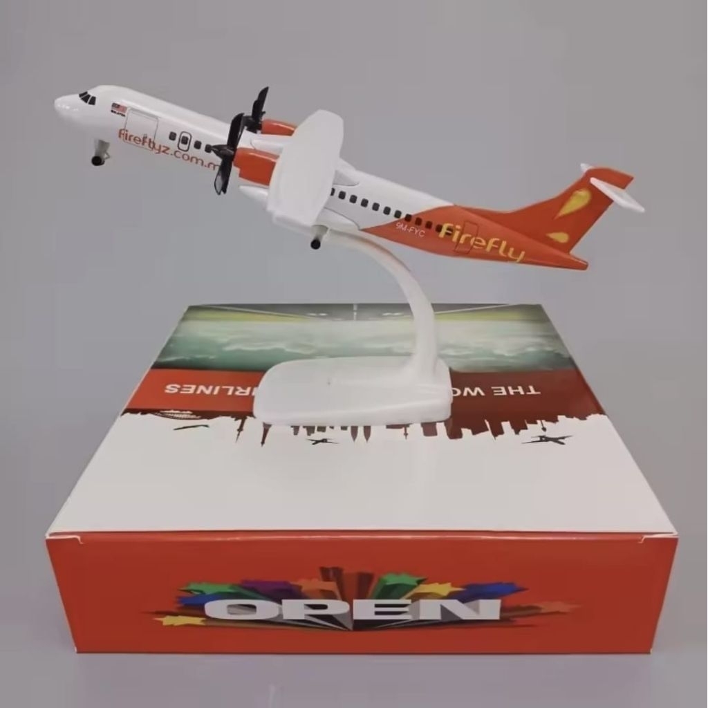 ATR FIRE FLY MINIATUR PESAWAT DIECAST METAL PAJANGAN
