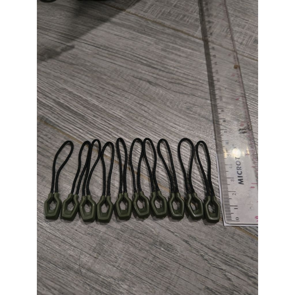 puller tarikan resleting Army