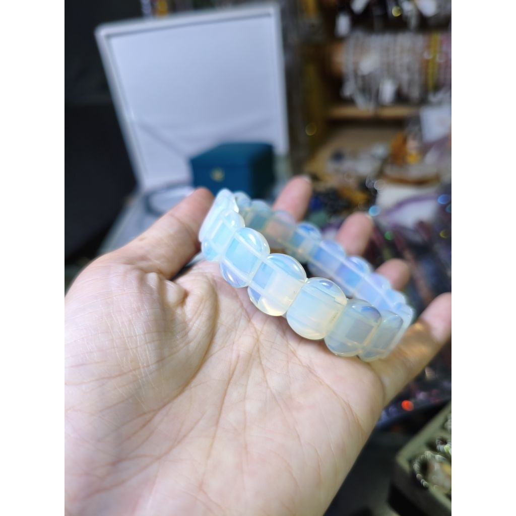 GELANG BERSERTIFIKAT CRYSTAL OPALITE