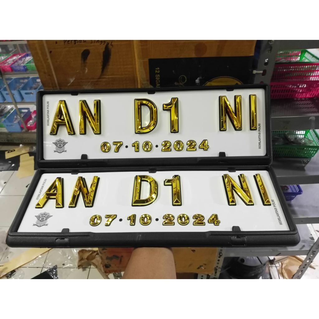PLAT NOMOR MOBIL VARIASI / PLAT TIMBUL GOLD LIST HITAM