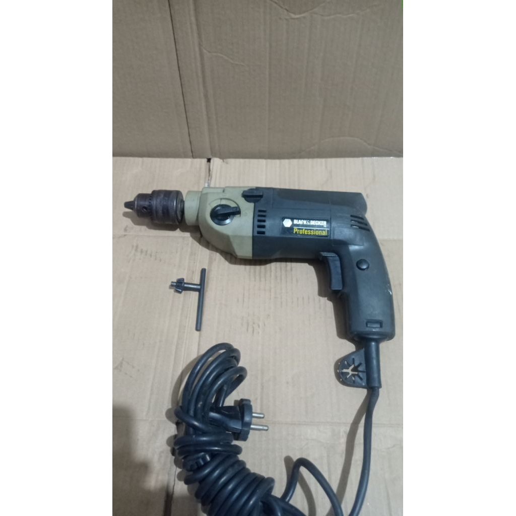 Bor BLACK & DECKER 13mm Ada Stelan Beton Besi Bolak balik Second Origional mulus