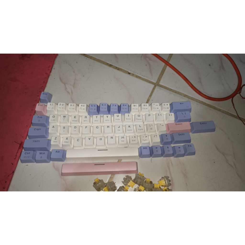 (butuh uang) keycaps zifriend za63